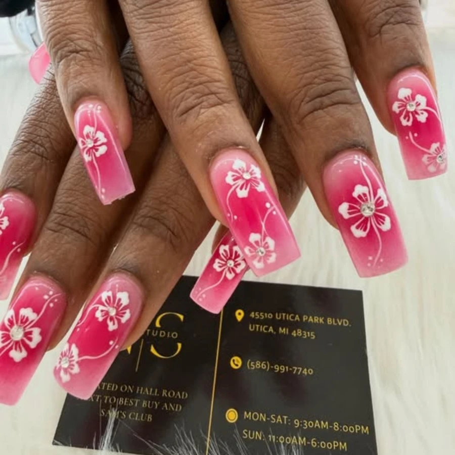 Nail Studio | Top-Notch Nail Salon in Utica, MI 48315